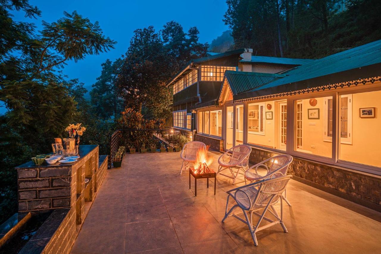 Stayvista At Springfield With Bonfire Kasauli Bagian luar foto